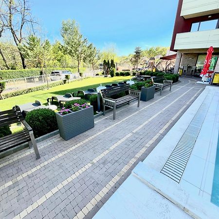 מלון היסריה Victoriya'S House מראה חיצוני תמונה