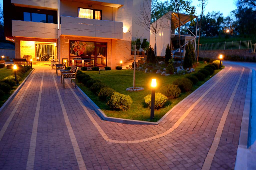מלון היסריה Victoriya'S House מראה חיצוני תמונה